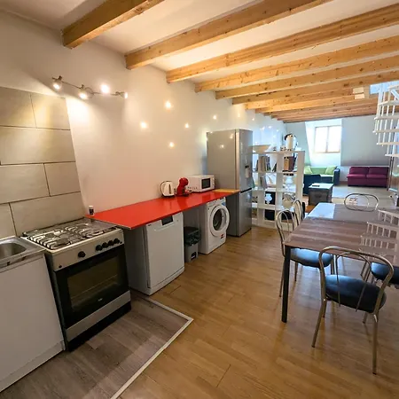 Triplex Sur Les Hauteurs De Apartment *